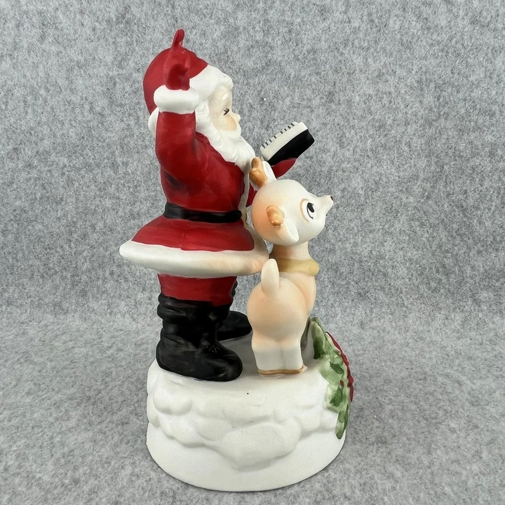 Flambro Santa Musical Figurine Medium Red Plaster Wood Taiwan Holiday Decor READ